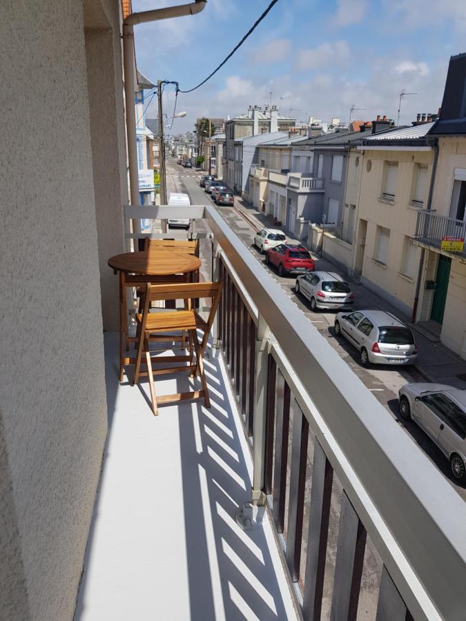 Residence Jeanne 50 M De L'Esplanade Classe 2 Etoiles Berck Exterior photo